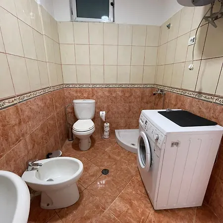 Apartagnes * Durrës